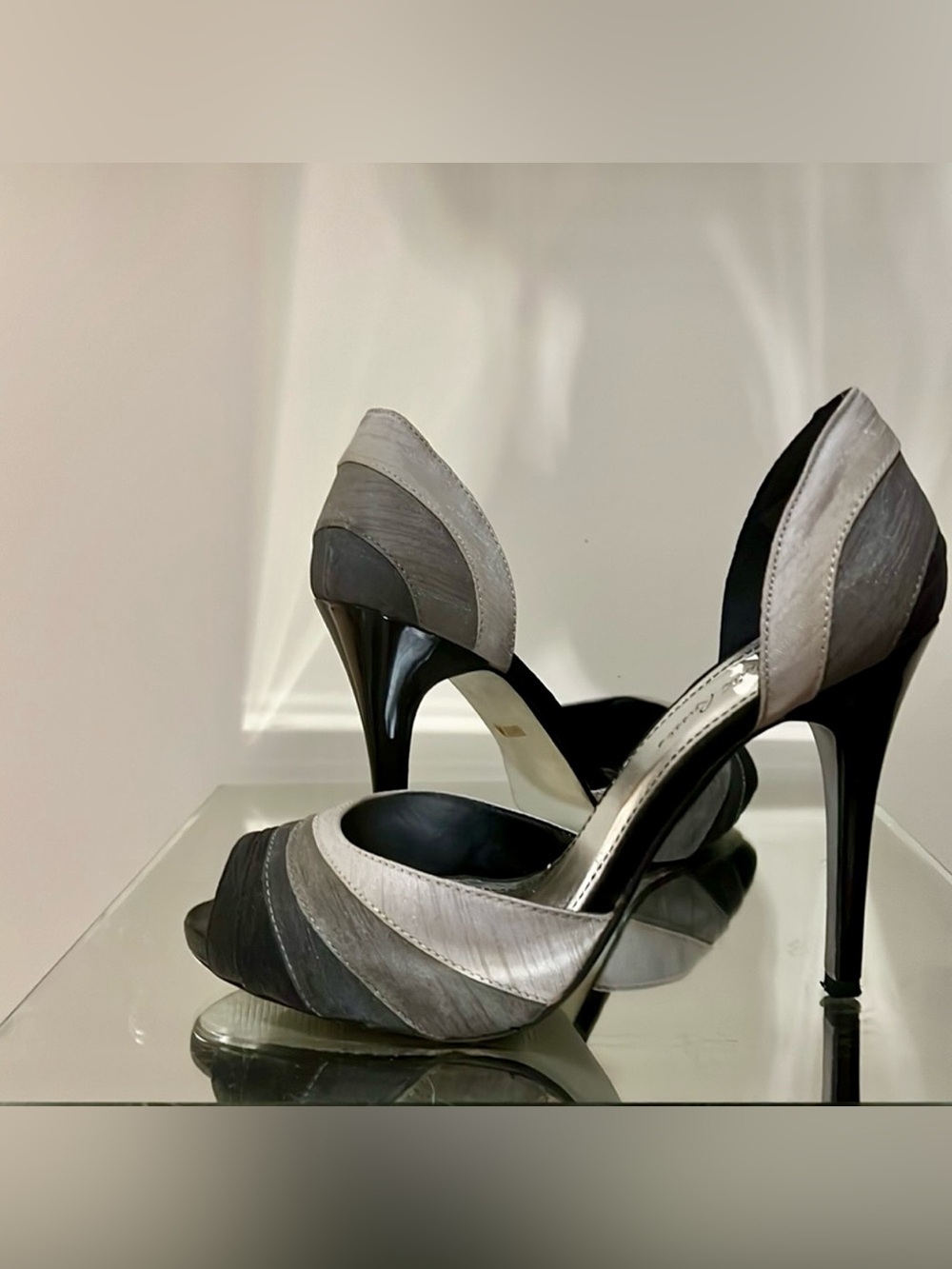 Women's Two-Tone Gray & Black Peep-Toe Heels